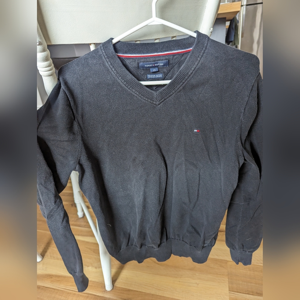 Tommy Hilfiger V-neck